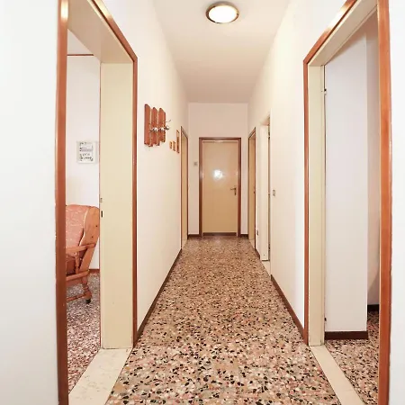 Nyaraló Bonny By Interhome Luino