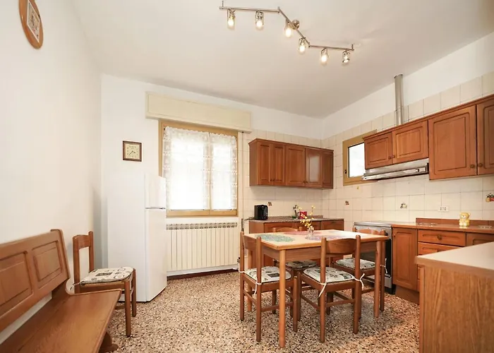 Bonny By Interhome לואינו