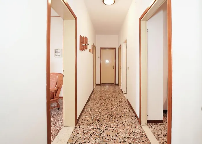 Nyaraló Bonny By Interhome Luino